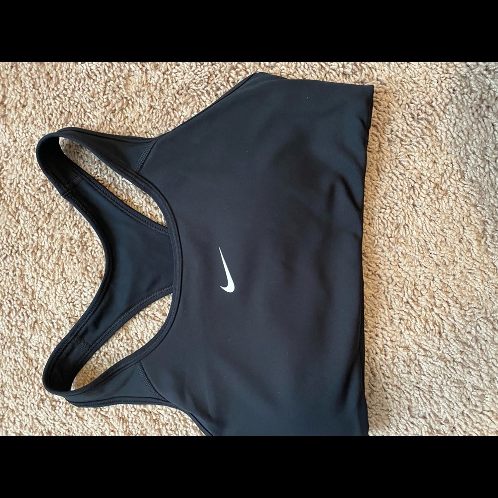 Nike women’s sports bra